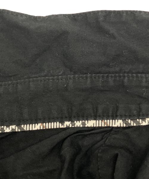 BURBERRY BLUE LABEL（バーバリー ブルー レーベル）BURBERRY BLUE LABEL (バーバリー ブルー レーベル) ノースリーブブラウス ブラック サイズ:38の古着・服飾アイテム
