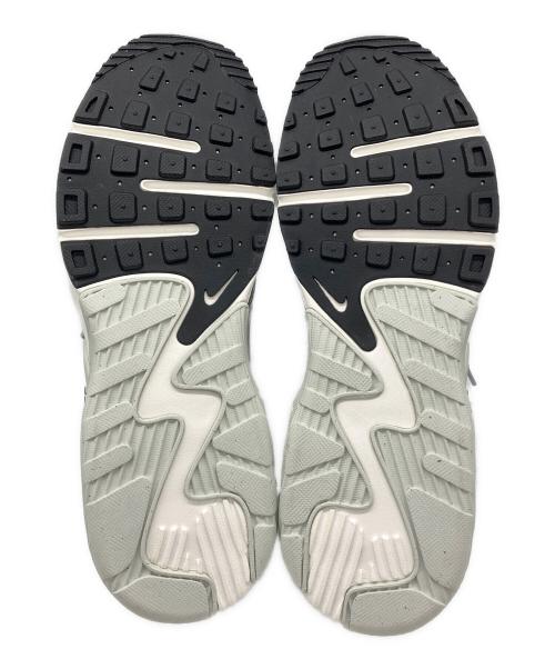 NIKE（ナイキ）NIKE (ナイキ) ローカットスニーカー　NIKE AIR MAX EXCEE（ナイキ エア マックス エクシー） ホワイト×グレー サイズ:26cmの古着・服飾アイテム