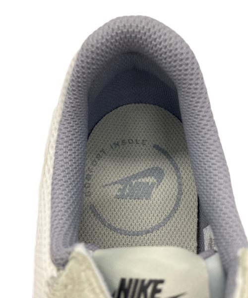 NIKE（ナイキ）NIKE (ナイキ) ローカットスニーカー　NIKE AIR MAX EXCEE（ナイキ エア マックス エクシー） ホワイト×グレー サイズ:26cmの古着・服飾アイテム