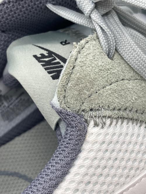 NIKE（ナイキ）NIKE (ナイキ) ローカットスニーカー　NIKE AIR MAX EXCEE（ナイキ エア マックス エクシー） ホワイト×グレー サイズ:26cmの古着・服飾アイテム