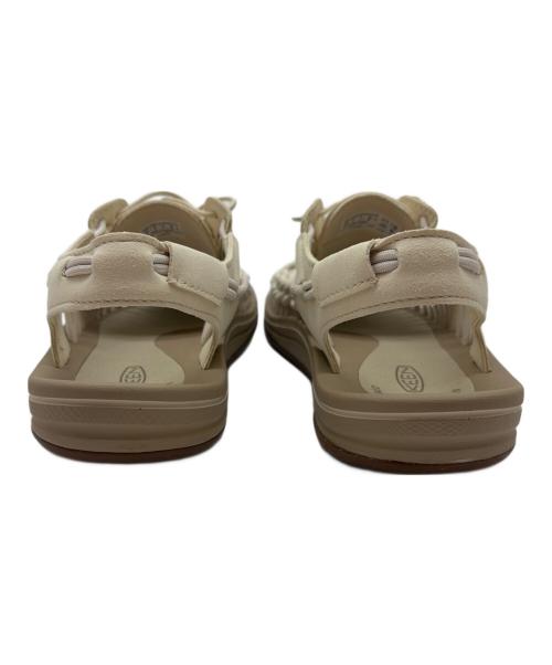 KEEN（キーン）KEEN (キーン) 	UNEEK アイボリー サイズ:26の古着・服飾アイテム