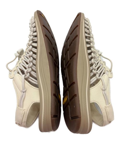KEEN（キーン）KEEN (キーン) 	UNEEK アイボリー サイズ:26の古着・服飾アイテム