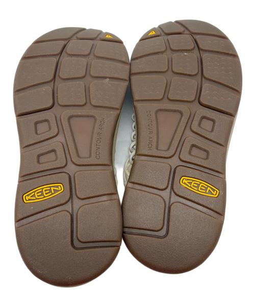 KEEN（キーン）KEEN (キーン) 	UNEEK アイボリー サイズ:26の古着・服飾アイテム