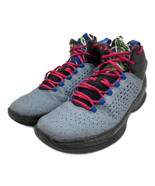 NIKE（ナイキ）NIKE (ナイキ) NIKE Air Jordan MELO(ナイキ エア ジョーダン メロ M11) グレー×ブラック サイズ:28の古着・服飾アイテム