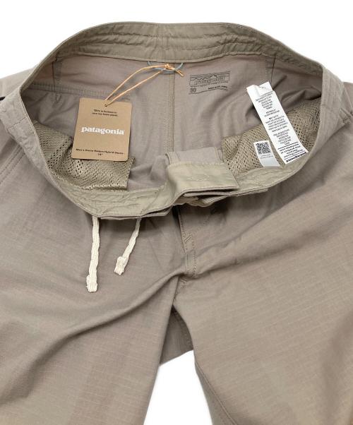 Patagonia（パタゴニア）Patagonia (パタゴニア) ハーフパンツ　2025年モデル ベージュ サイズ:W30 未使用品の古着・服飾アイテム