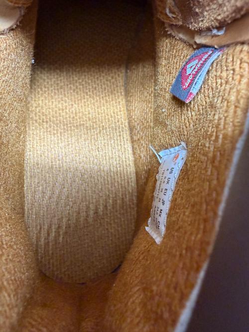 Timberland（ティンバーランド）Timberland (ティンバーランド) 6インチ プレミアム ウォータープルーフ ブーツ ベージュ サイズ:24の古着・服飾アイテム