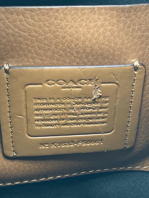 COACH（コーチ）COACH (コーチ) ショルダーバッグ ブラウンの古着・服飾アイテム