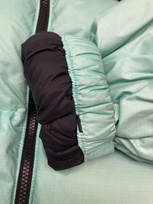 THE NORTH FACE（ザ ノース フェイス）THE NORTH FACE (ザ ノース フェイス) ヌプシダウンジャケット スカイブルー×ブラック サイズ:Ｍの古着・服飾アイテム