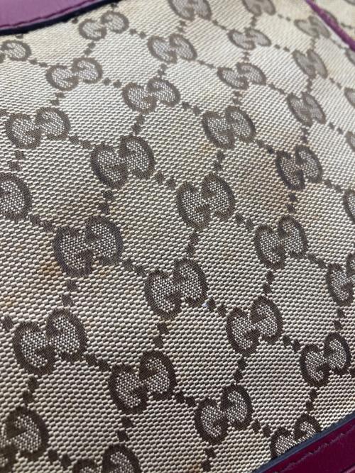 GUCCI（グッチ）GUCCI (グッチ) 2wayハンドバッグ ベージュ×レッドの古着・服飾アイテム