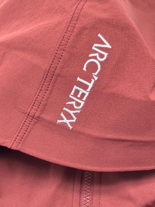 ARC'TERYX（アークテリクス）ARC'TERYX (アークテリクス) Gamma Hoody ワインレッド サイズ:Sの古着・服飾アイテム