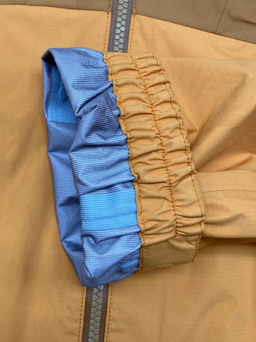 Columbia（コロンビア）Columbia (コロンビア) トレッキングウェア(レインウェア)　マウンテンズアーコーリングIVジャケット オレンジ サイズ:Sの古着・服飾アイテム