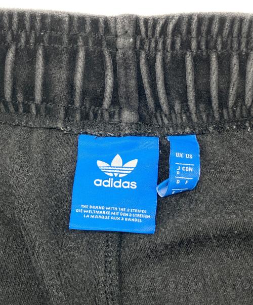 adidas（アディダス）adidas (アディダス) ベロアパンツ ブラックの古着・服飾アイテム