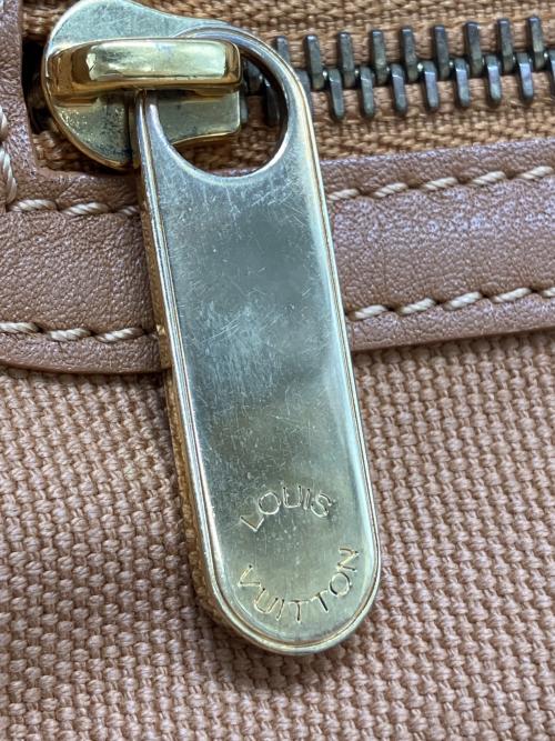 LOUIS VUITTON（ルイ ヴィトン）LOUIS VUITTON (ルイ ヴィトン) トートバッグ　ザッツ・ラブ ブラウンの古着・服飾アイテム