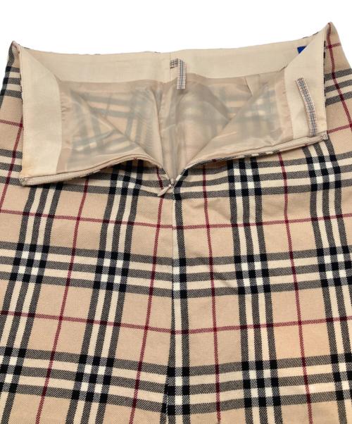 BURBERRY BLUE LABEL（バーバリー ブルー レーベル）BURBERRY BLUE LABEL (バーバリー ブルー レーベル) ミニスカート ベージュ サイズ:36の古着・服飾アイテム