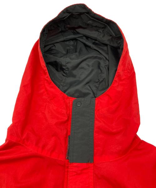 marlboro（マルボロ）marlboro (マルボロ) マウンテンパーカー　古着 レッド サイズ:XLの古着・服飾アイテム