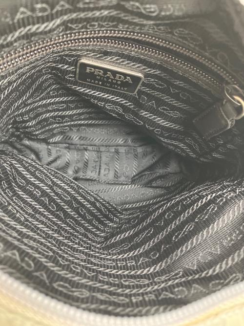 PRADA（プラダ）PRADA (プラダ) サコッシュ スポーツ グレーの古着・服飾アイテム