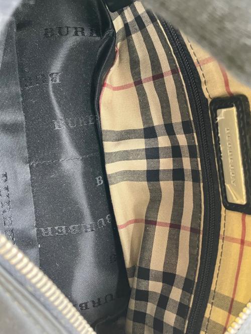 BURBERRY（バーバリー）BURBERRY (バーバリー) セカンドバッグ ブラックの古着・服飾アイテム