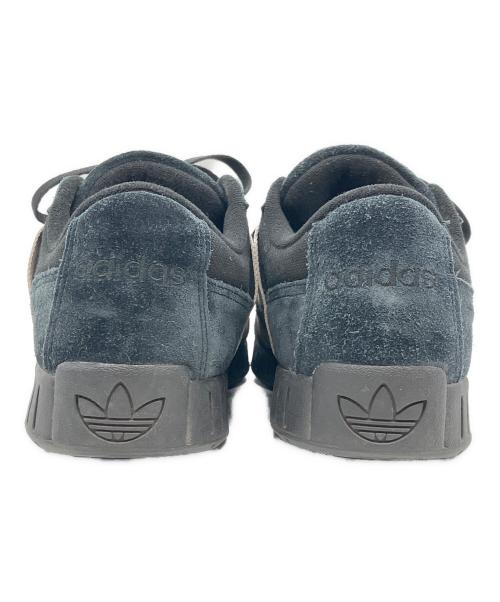 adidas（アディダス）adidas (アディダス) ローカットスニーカー ブラック×ベージュ サイズ:28㎝の古着・服飾アイテム