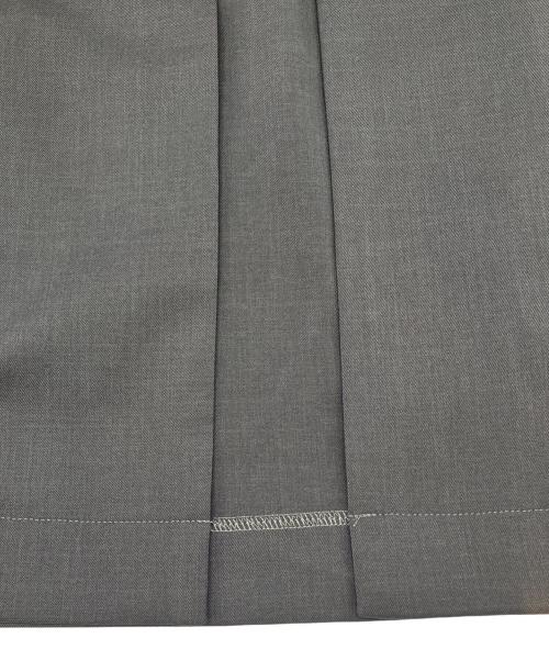 UNITED TOKYO（ユナイテッドトーキョー）UNITED TOKYO (ユナイテッドトーキョー) カーディガン グレー サイズ:2 未使用品の古着・服飾アイテム
