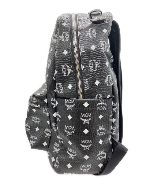 MCM（エムシーエム）MCM (エムシーエム) STARK BACKPACK MEDIUM WHITE LOGO VISETOS ブラックの古着・服飾アイテム