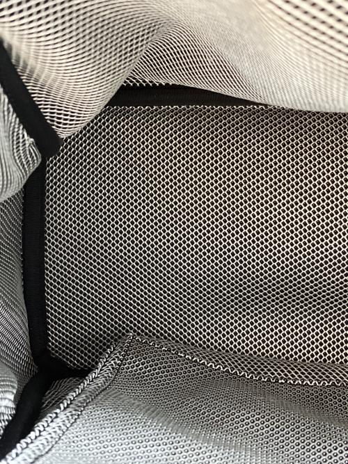MCM（エムシーエム）MCM (エムシーエム) STARK BACKPACK MEDIUM WHITE LOGO VISETOS ブラックの古着・服飾アイテム