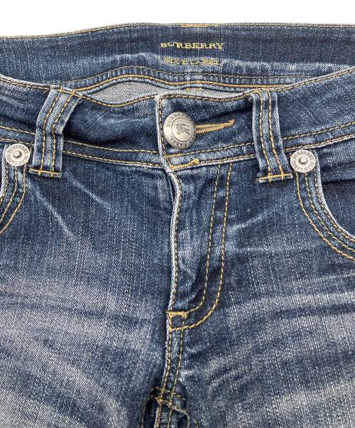 BURBERRY BLUE LABEL（バーバリー ブルー レーベル）BURBERRY BLUE LABEL (バーバリー ブルー レーベル) デニムパンツ インディゴ サイズ:38の古着・服飾アイテム