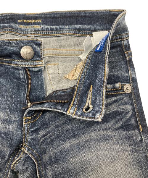 BURBERRY BLUE LABEL（バーバリー ブルー レーベル）BURBERRY BLUE LABEL (バーバリー ブルー レーベル) デニムパンツ インディゴ サイズ:38の古着・服飾アイテム