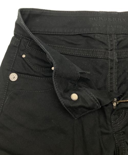 BURBERRY BLUE LABEL（バーバリー ブルー レーベル）BURBERRY BLUE LABEL (バーバリー ブルー レーベル) デニムパンツ　Y2K ブラック サイズ:38の古着・服飾アイテム