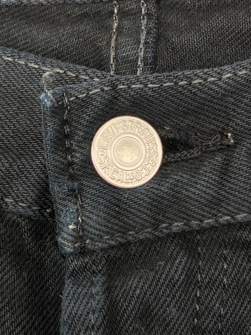 LEVI'S（リーバイス）LEVI'S (リーバイス) デニムパンツ　ユーロリーバイス ブラック サイズ:W33×L34の古着・服飾アイテム