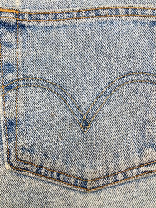 LEVI'S（リーバイス）LEVI'S (リーバイス) デニムパンツ インディゴ サイズ:W31×L32の古着・服飾アイテム