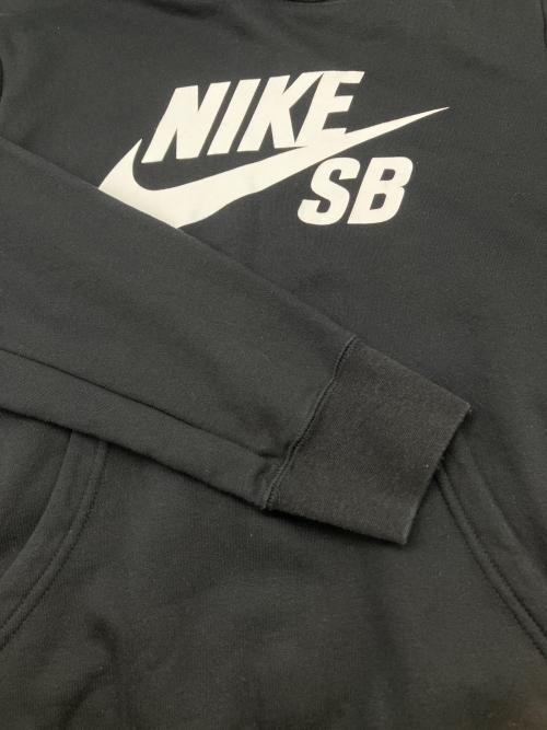 NIKE（ナイキ）NIKE (ナイキ) プルオーバーパーカー ブラック×ホワイト サイズ:Ｍの古着・服飾アイテム