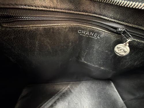 CHANEL（シャネル）CHANEL (シャネル) 復刻トートバッグ　ココマーク　マトラッセ ブラックの古着・服飾アイテム