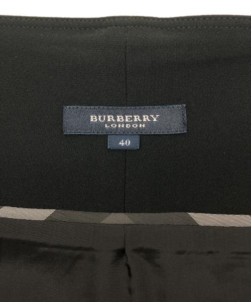 BURBERRY LONDON（バーバリーロンドン）BURBERRY LONDON (バーバリーロンドン) ダブルボタンスカート ブラック サイズ:40の古着・服飾アイテム