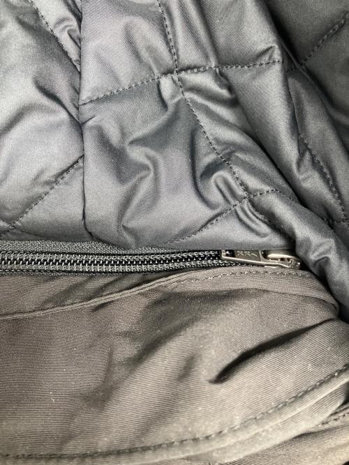 Patagonia（パタゴニア）Patagonia (パタゴニア) 中綿ジャケット　イスマス・ユーティリティ・ジャケット ブラック サイズ:Sの古着・服飾アイテム