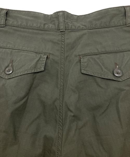 CarHartt（カーハート）CarHartt (カーハート) パンツ カーキ サイズ:W26の古着・服飾アイテム
