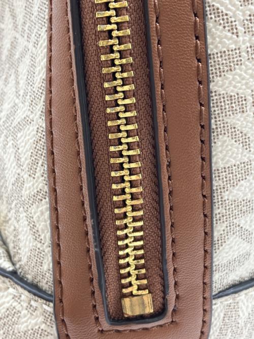 MICHAEL KORS（マイケルコース）MICHAEL KORS (マイケルコース) ミニリュック ホワイト×ブラウンの古着・服飾アイテム