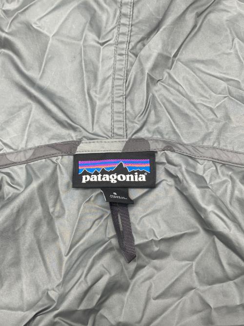 Patagonia（パタゴニア）Patagonia (パタゴニア) ジャケット　Light & Variable Hoody グレー サイズ:Sの古着・服飾アイテム