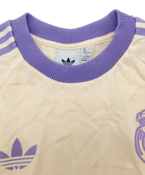 adidas（アディダス）adidas (アディダス) レアル・マドリード (レアル・マドリード) 半袖カットソー アイボリー×パープル サイズ:Ｍの古着・服飾アイテム