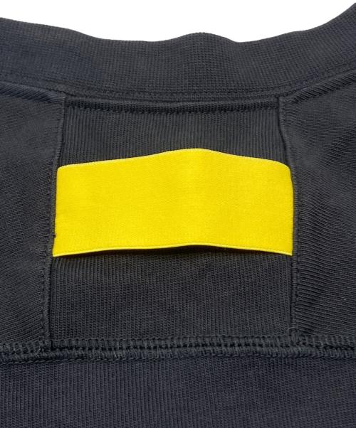 NIKE（ナイキ）NIKE (ナイキ) リヴァプール (リヴァプール) 半袖カットソー ブラック×イエロー サイズ:Sの古着・服飾アイテム