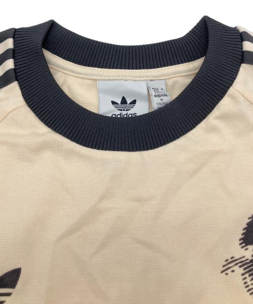 adidas（アディダス）adidas (アディダス) ユベントス (ユベントス) 半袖カットソー アイボリー×グレー サイズ:Lの古着・服飾アイテム