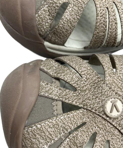 KEEN（キーン）KEEN (キーン) ローズ サンダル  グレー サイズ:24.5の古着・服飾アイテム