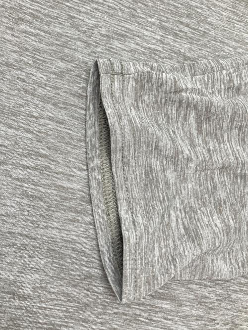 Patagonia（パタゴニア）Patagonia (パタゴニア) プルオーバーパーカー グレー サイズ:L 未使用品の古着・服飾アイテム