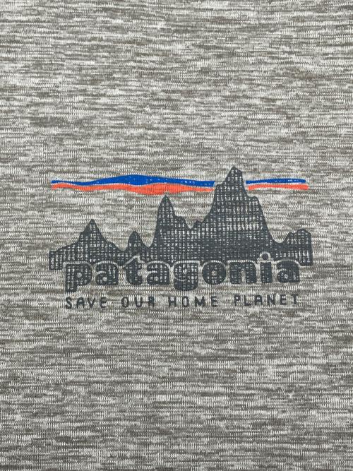 Patagonia（パタゴニア）Patagonia (パタゴニア) プルオーバーパーカー グレー サイズ:L 未使用品の古着・服飾アイテム