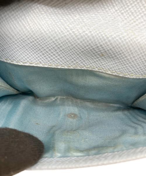 PRADA（プラダ）PRADA (プラダ) 3つ折り財布 スカイブルーの古着・服飾アイテム