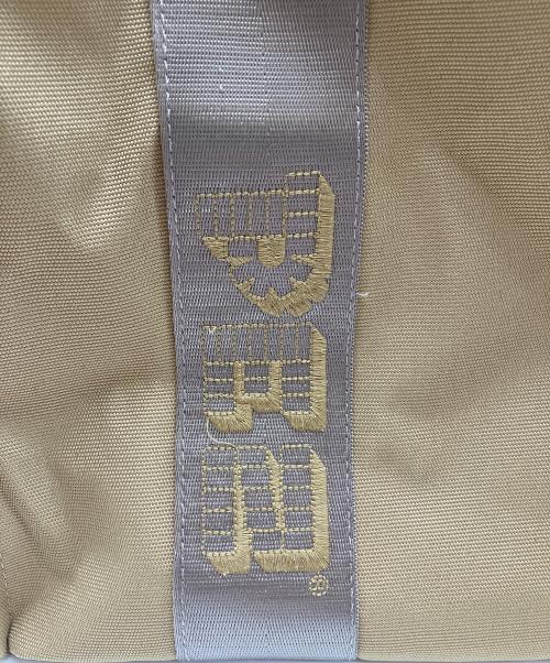 EAR（イア）EAR (イア) PEZ (ペッツ) ミディアムトートバック　2WAYバッグ ベージュ 未使用品の古着・服飾アイテム