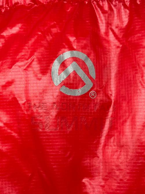 THE NORTH FACE（ザ ノース フェイス）THE NORTH FACE (ザ ノース フェイス) ダウンジャケット レッド サイズ:不明の古着・服飾アイテム