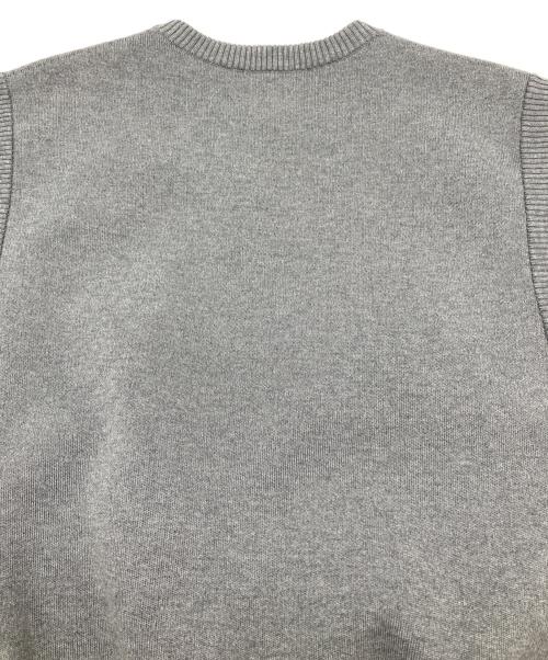 UNITED ARROWS（ユナイテッドアローズ）UNITED ARROWS (ユナイテッドアローズ) 3Dフラワーモチーフノースリーブニットベスト グレー×ホワイト サイズ:不明の古着・服飾アイテム
