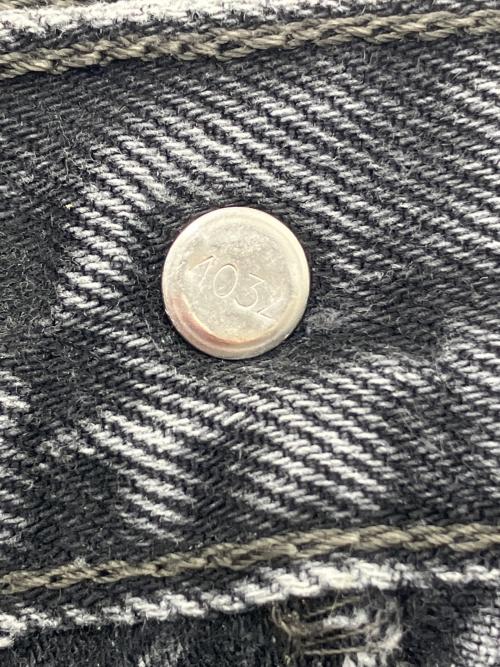 LEVI'S（リーバイス）LEVI'S (リーバイス) デニムパンツ グレー サイズ:W32×L32の古着・服飾アイテム