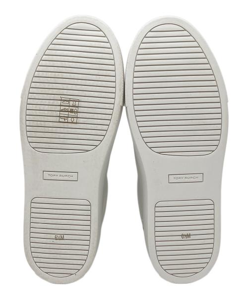 TORY BURCH（トリーバーチ）TORY BURCH (トリーバーチ) ローカットスニーカー ホワイト サイズ:US 6.5の古着・服飾アイテム