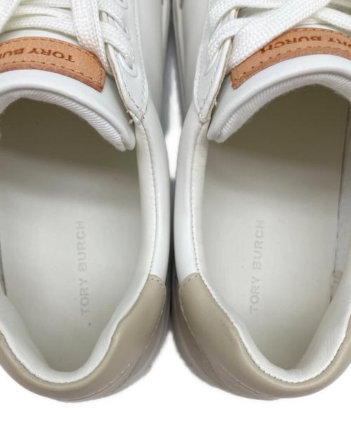 TORY BURCH（トリーバーチ）TORY BURCH (トリーバーチ) ローカットスニーカー ホワイト サイズ:US 6.5の古着・服飾アイテム